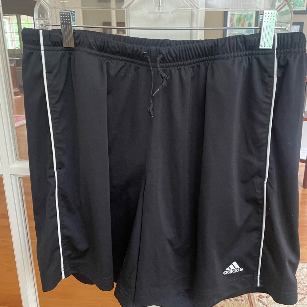 COPY - Adias woman large black shorts 5 inch